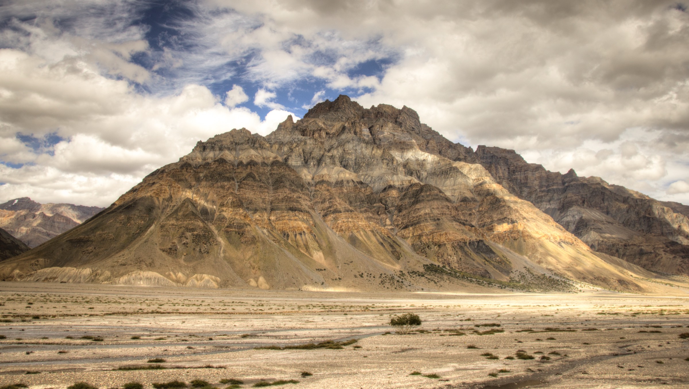 The winding Himalayan road into the Spiti Valley